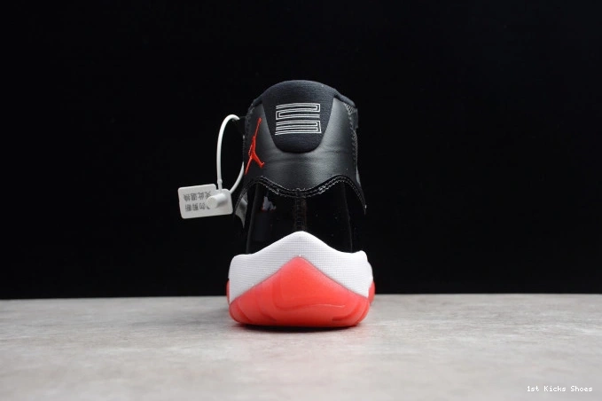 1st Kicks Shoes 378037-010 Retro Jordan (2012) Bred 11 Air 0710